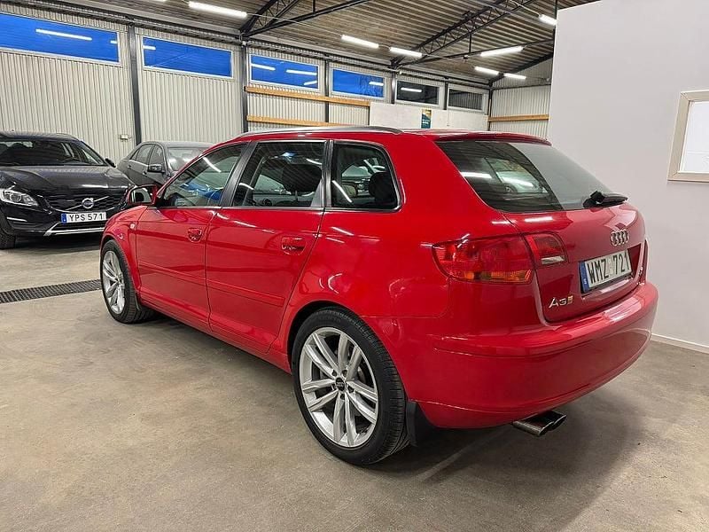 Begagnad Audi A3 Sportback 250 HK (183 kW) 2005 Röd Halvkombi