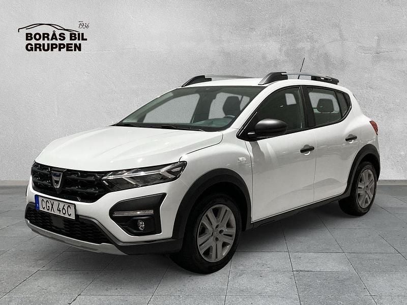 Vit Begagnad 2022 Dacia Sandero Essentiel Halvkombi | 129 000 kr (Marknadspris) - Bild 1/4