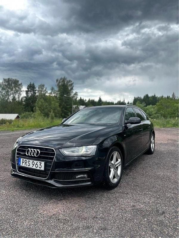 Svart Begagnad 2014 Audi A4 Kombi | 100 000 kr (Marknadspris) - Bild 1/3