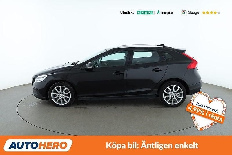 Begagnad Volvo V40 Business Edition 152 HK (111 kW) 2017 Svart Halvkombi