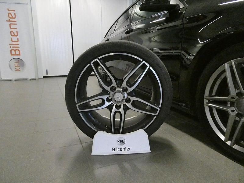 Begagnad Mercedes CLA220 Shooting Brake 2017 Svart Kombi