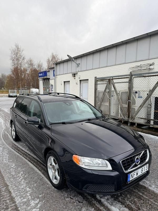 Begagnad 2013 Volvo V70 Kombi | 78 000 kr (Bra pris) - Bild 1/4