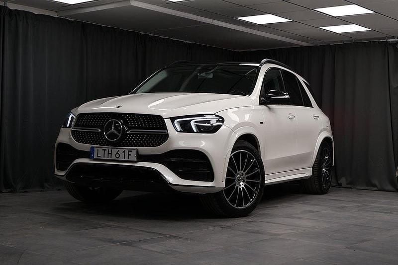 Vit Begagnad 2020 Mercedes GLE350e AMG line SUV | 539 000 kr - Bild 1/4