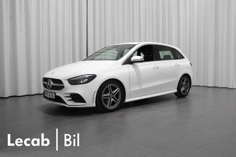 Vit Begagnad 2022 Mercedes B180 Minibuss | 234 500 kr - Bild 1/4