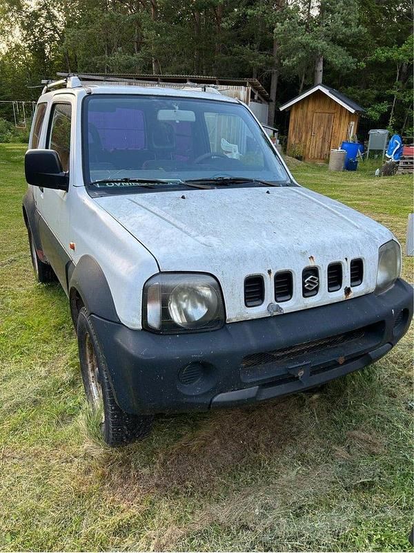 Vit Begagnad 2001 Suzuki Jimny SUV | 5 500 kr - Bild 1/4