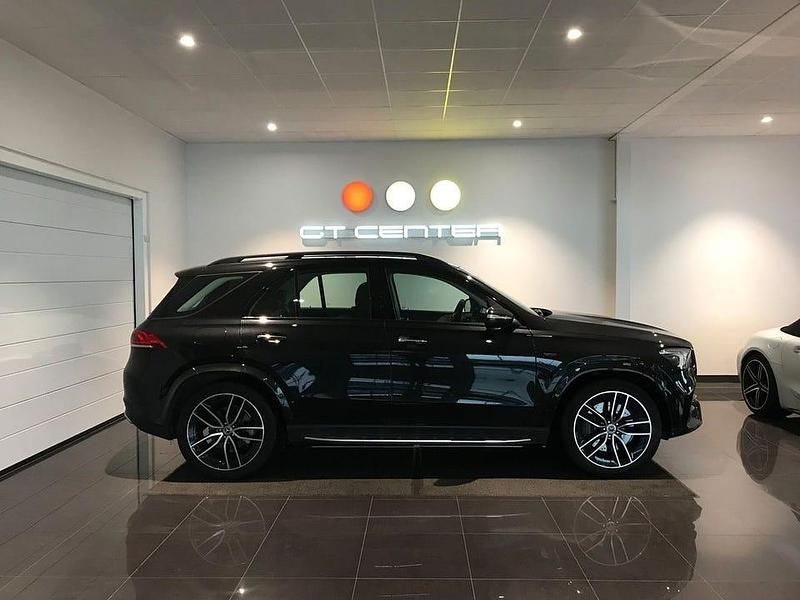 Begagnad Mercedes GLE350 Premium 333 HK (244 kW) 2021 Obsidian black metallic/svart läder/alcantaraklädsel SUV