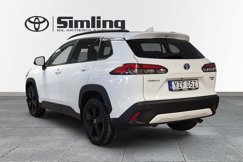 Begagnad Toyota Corolla Cross Executive 197 HK (144 kW) 2022 Vit SUV