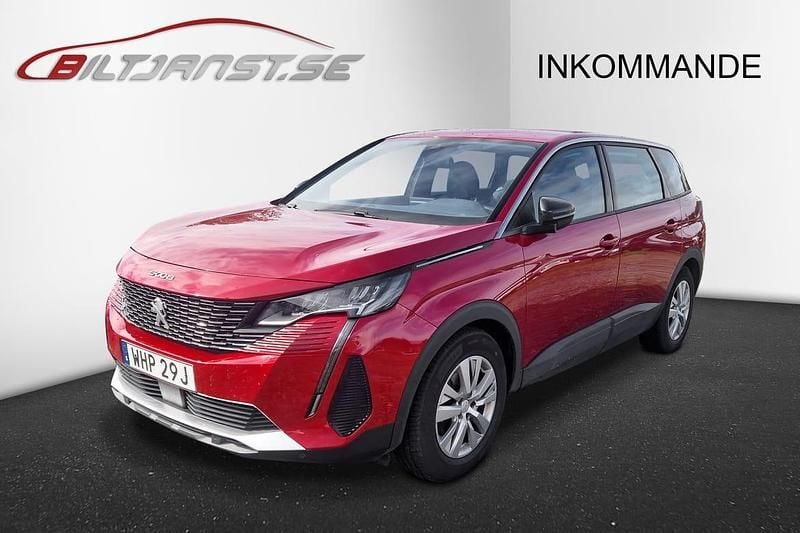 Röd Begagnad 2022 Peugeot 5008 Active Minibuss | 289 900 kr (Marknadspris) - Bild 1/4