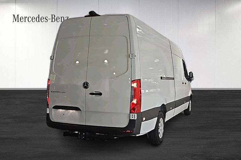 Begagnad Mercedes E-Sprinter 110 kW (150 HK) 2024 Vit Van