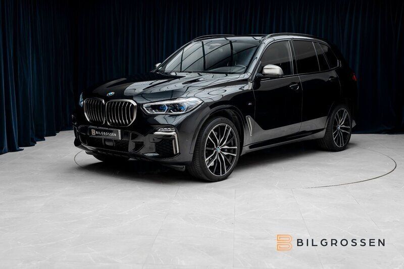 Svart Begagnad 2019 BMW X5 Comfort Edition SUV | 789 900 kr (Dyr) - Bild 1/4