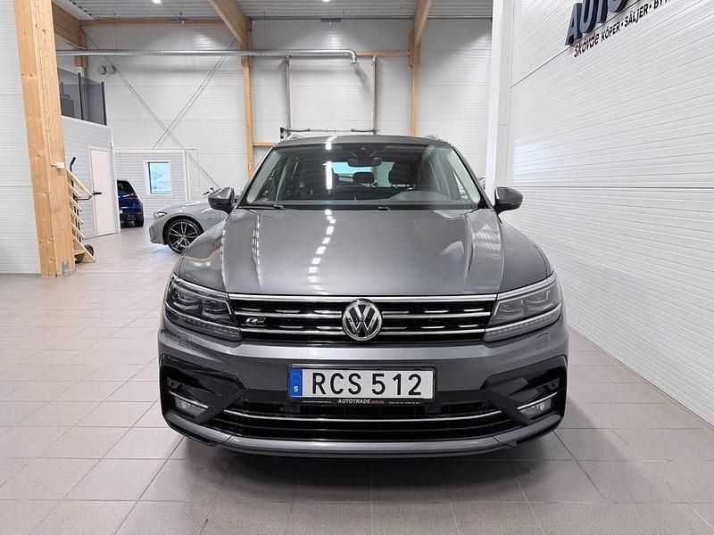 Begagnad VW Tiguan R-line 190 HK (139 kW) 2018 Silver SUV