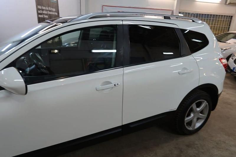 Begagnad Nissan Qashqai +2 150 HK (110 kW) 2012 Vit SUV