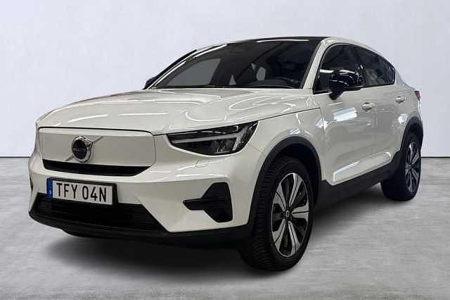 Vit Begagnad 2023 Volvo C40 Core SUV | 354 900 kr (Bra pris) - Bild 1/4