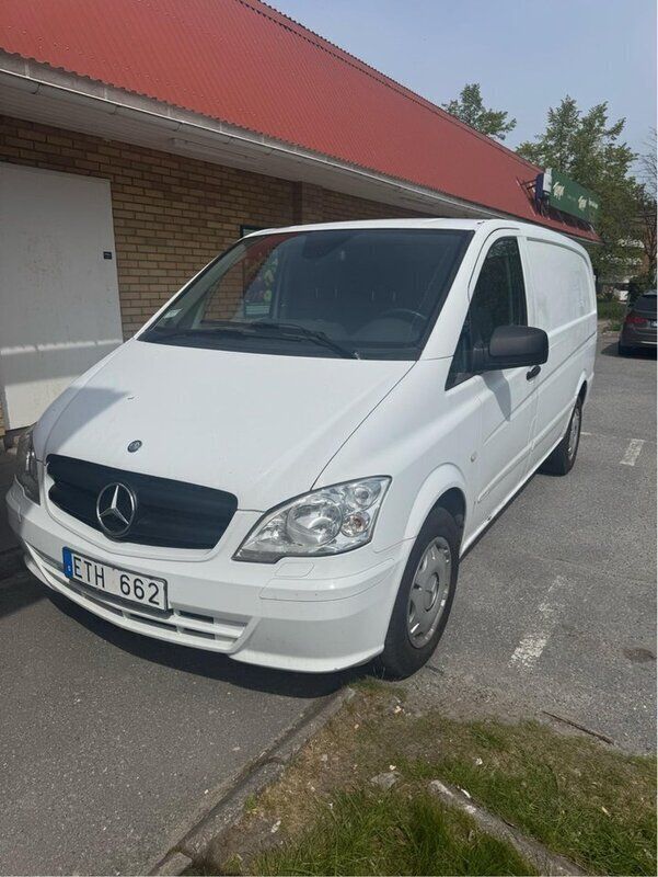 Vit Begagnad 2012 Mercedes Vito Minibuss | 85 000 kr (Marknadspris) - Bild 1/4