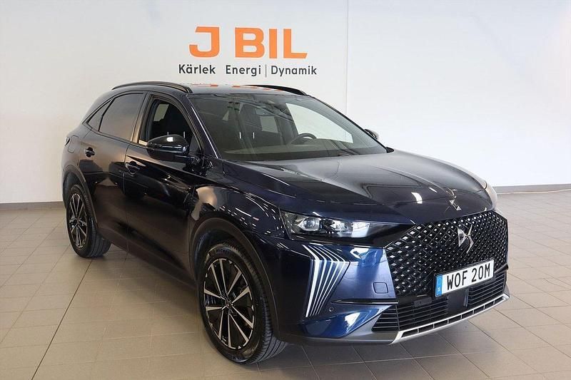 Blå Begagnad 2024 DS Automobiles DS7 Crossback SUV | 419 900 kr (Marknadspris) - Bild 1/4