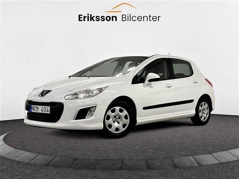 Vit Begagnad 2012 Peugeot 308 Halvkombi | 39 900 kr (Lite dyr) - Bild 1/4