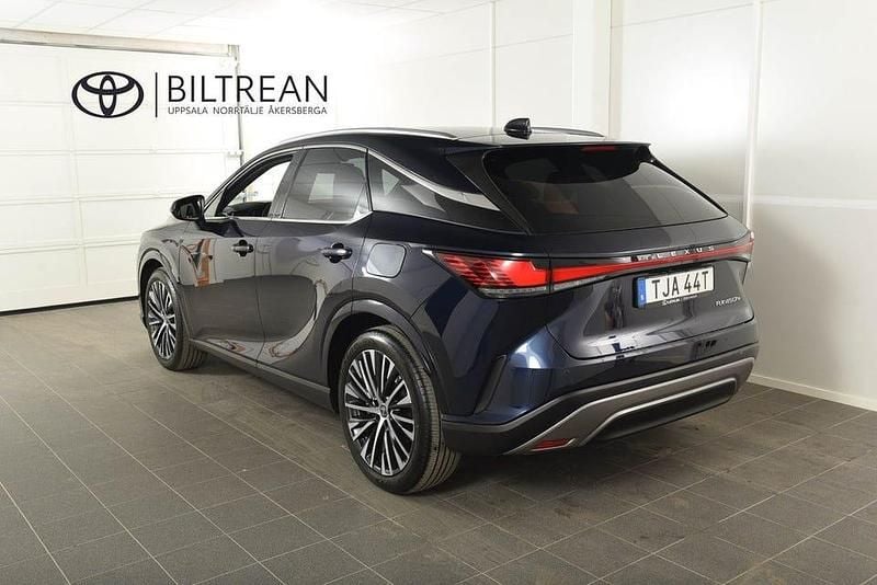 Begagnad Lexus RX450h+ Executive Line 309 HK (227 kW) 2023 Blåmetallic SUV