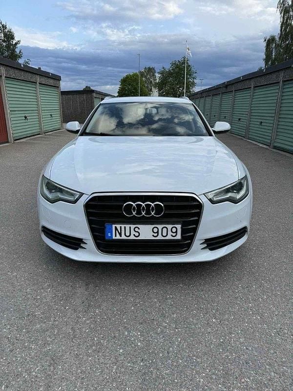 Vit Begagnad 2013 Audi A6 Ambition Kombi | 125 000 kr (Marknadspris) - Bild 1/4