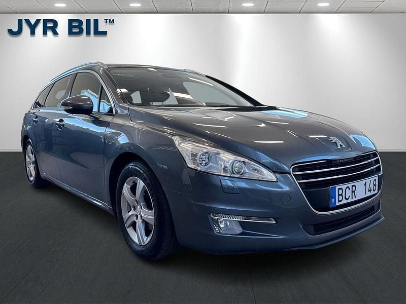 Grå Begagnad 2013 Peugeot 508 Kombi | 59 700 kr (Marknadspris) - Bild 1/4