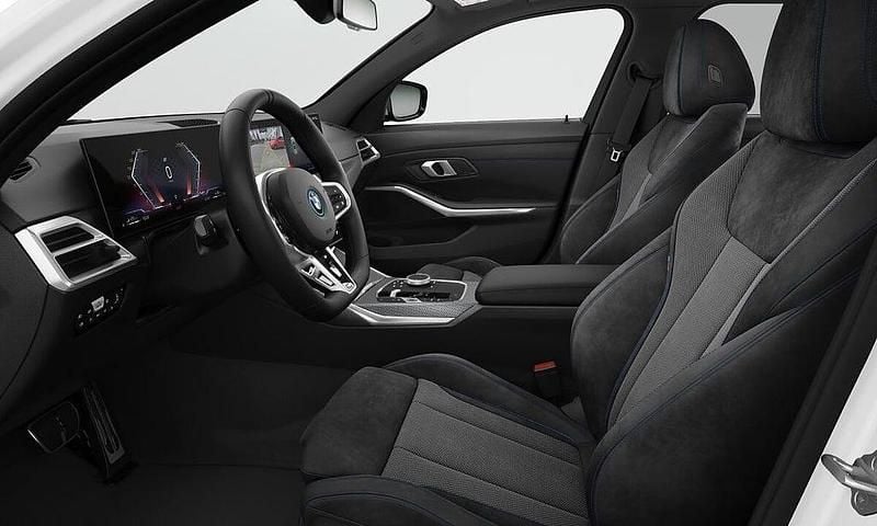 Ny BMW 330e M Sport 2026 Vit Kombi