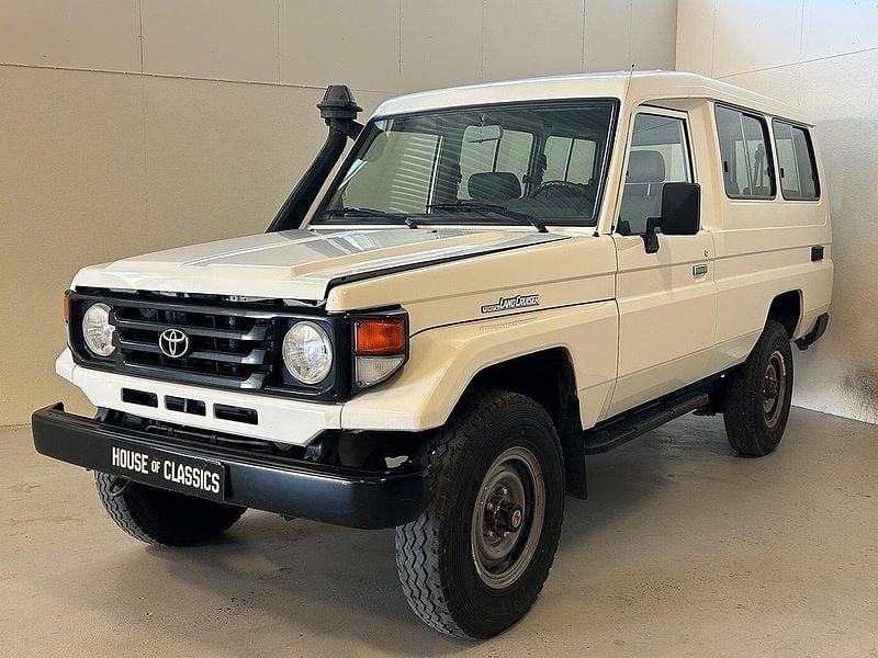 Vit Begagnad 2006 Toyota Land Cruiser SUV | 450 000 kr - Bild 1/4