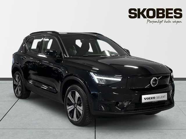 Begagnad 2023 Volvo XC40 SUV | 339 600 kr - Bild 1/3