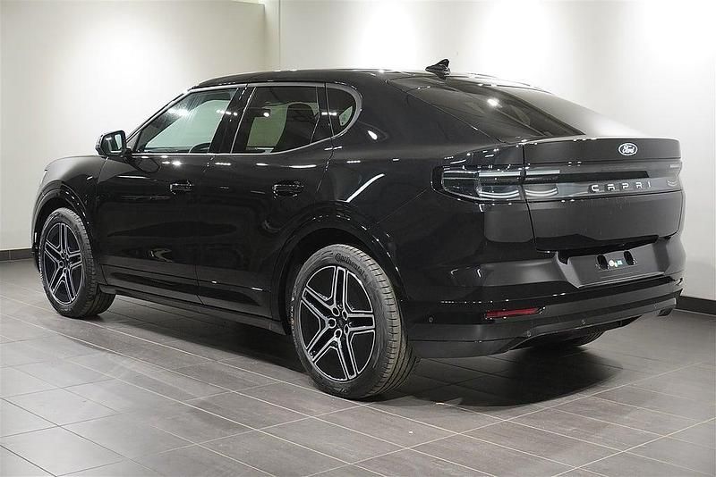 Begagnad Ford Capri Business Edition 210 kW (286 HK) 2025 Svart SUV