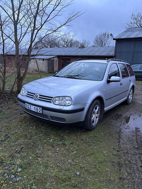 Begagnad 2002 VW Golf IV Kombi | 9 500 kr (Bra pris) - Bild 1/4