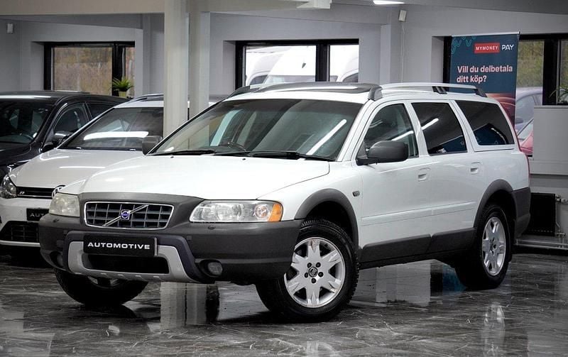 Vit Begagnad 2005 Volvo XC70 Kombi | 49 900 kr (Bra pris) - Bild 1/4