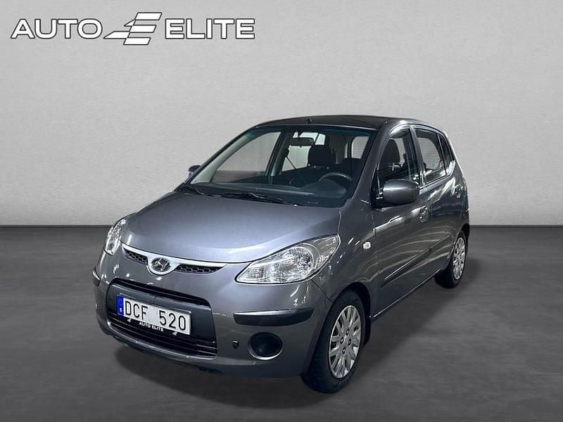 Grå Begagnad 2010 Hyundai i10 Halvkombi | 48 800 kr (Lite dyr) - Bild 1/4
