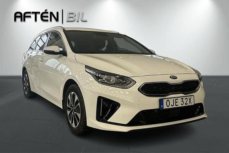 Begagnad Kia Ceed Sportswagon 141 HK (103 kW) 2020 Vit Kombi
