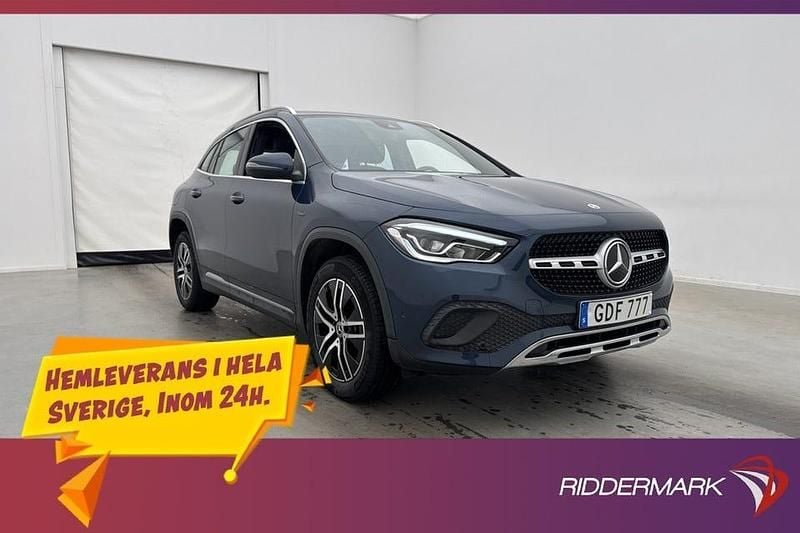 Blå Begagnad 2021 Mercedes GLA250 SUV | 329 900 kr (Marknadspris) - Bild 1/3