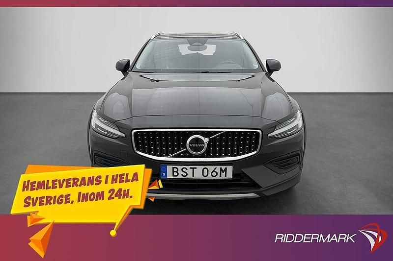 Begagnad Volvo V60 CC 197 HK (144 kW) 2022 Grå Kombi
