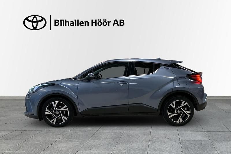 Begagnad Toyota C-HR Edition 124 HK (91 kW) 2022 Grå SUV