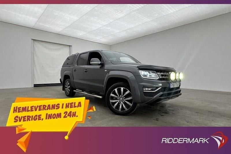 Grå Begagnad 2020 VW Amarok Aventura Pickup | 409 800 kr (Marknadspris) - Bild 1/3