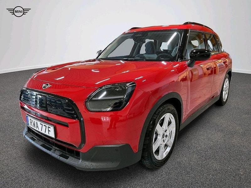 Röd Begagnad 2024 Mini Countryman SUV | 379 900 kr - Bild 1/4