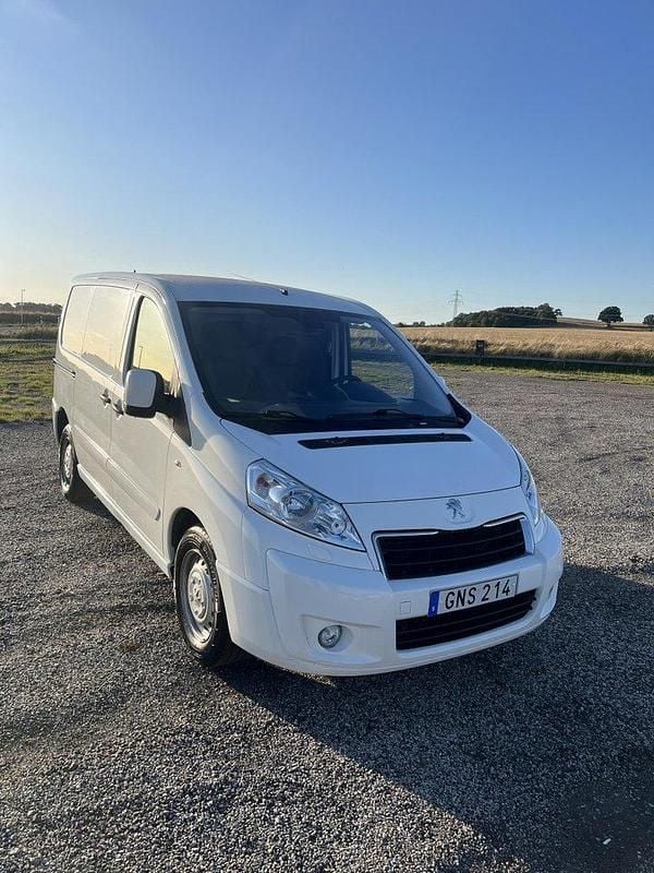 Vit Begagnad 2015 Peugeot Expert Van | 70 000 kr (Marknadspris) - Bild 1/4
