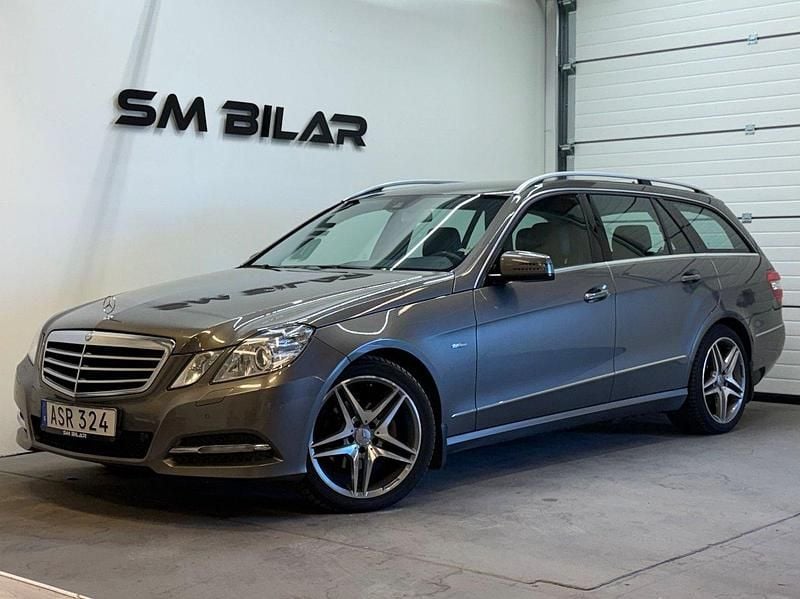 Mörkgrå Begagnad 2010 Mercedes E220 Avantgarde Kombi | 109 800 kr (Bra pris) - Bild 1/4