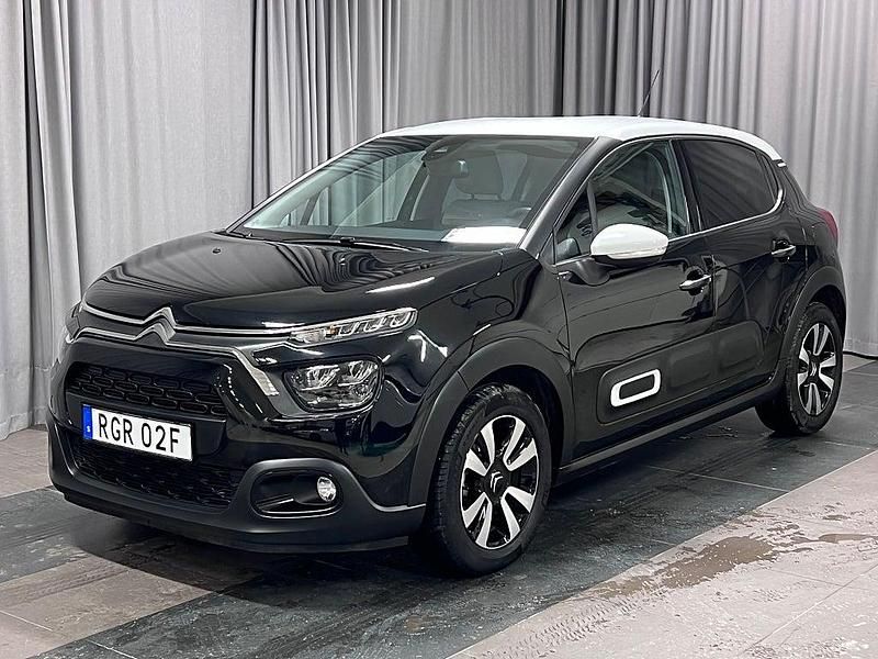 Svart Begagnad 2023 Citroën C3 PureTech Halvkombi | 139 900 kr (Marknadspris) - Bild 1/4