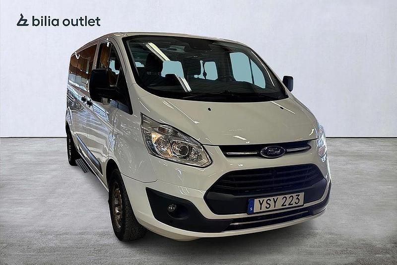 Begagnad Ford Tourneo 131 HK (96 kW) 2017 Vit Minibuss