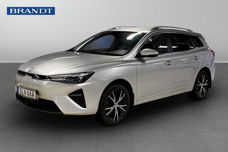 Grå Begagnad 2022 MG MG5 EV Long Range Comfort Kombi | 199 900 kr (Marknadspris) - Bild 1/4