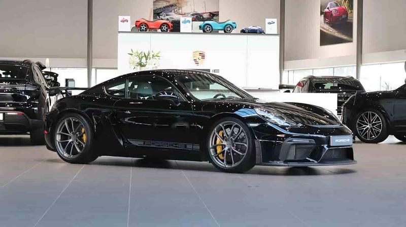Svart Begagnad 2020 Porsche 718 Cayman GT4 Sportkupé | 1 149 000 kr (Marknadspris) - Bild 1/1