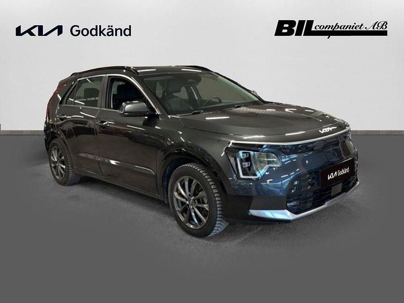 Begagnad Kia e-Niro 150 kW (204 HK) 2023 /agt/ interstellar grey SUV