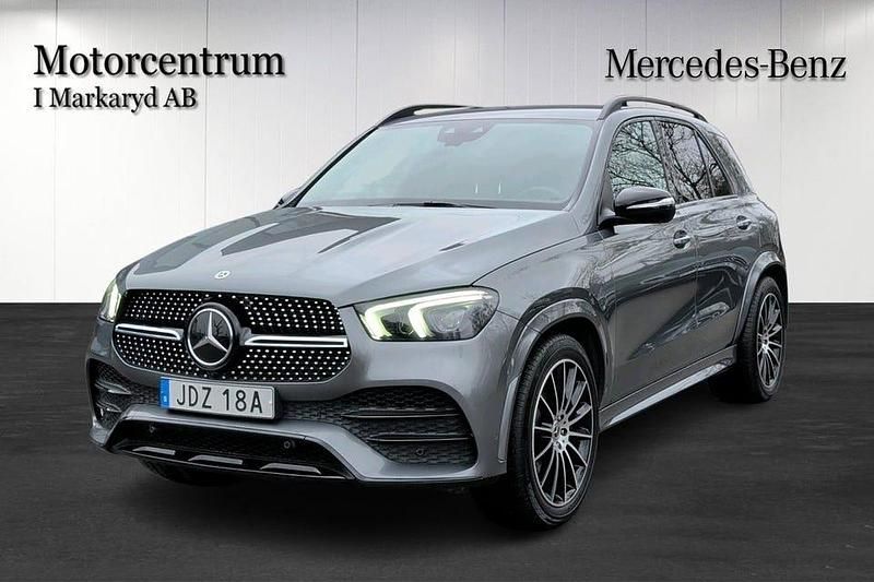Grå Begagnad 2022 Mercedes GLE350 AMG SUV | 688 900 kr (Marknadspris) - Bild 1/4