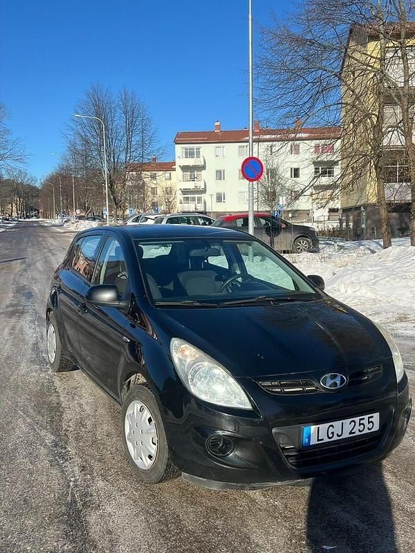 Begagnad Hyundai i20 77 HK (56 kW) 2011 Halvkombi