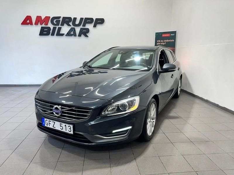 Grå Begagnad 2013 Volvo V60 Momentum Kombi | 99 900 kr (Bra pris) - Bild 1/4