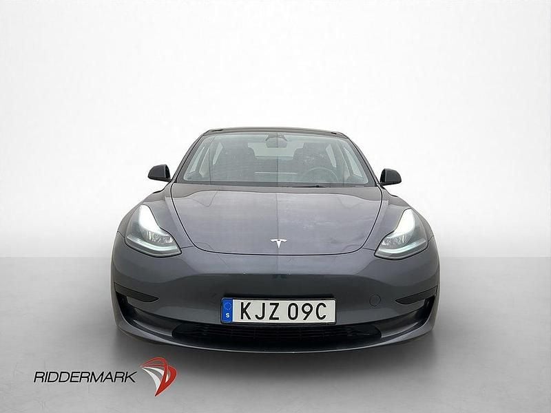 Begagnad Tesla Model 3 Standard Range 235 kW (320 HK) 2023 Grå Sedan