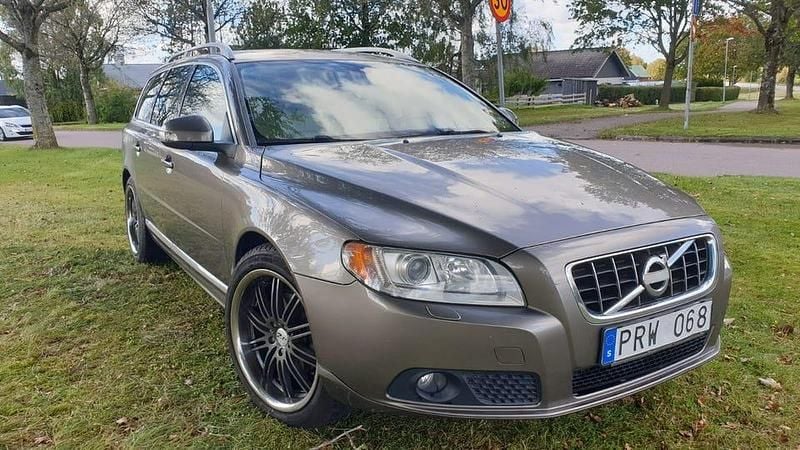 Begagnad 2010 Volvo V70 Kombi | 59 000 kr (Bra pris) - Bild 1/4