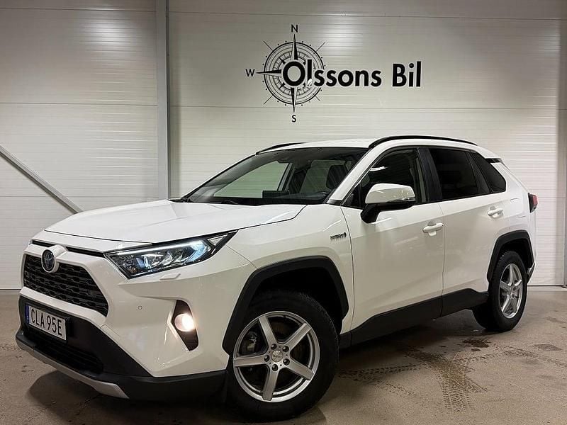 Vit Begagnad 2019 Toyota RAV4 Hybrid SUV | 299 900 kr (Marknadspris) - Bild 1/4