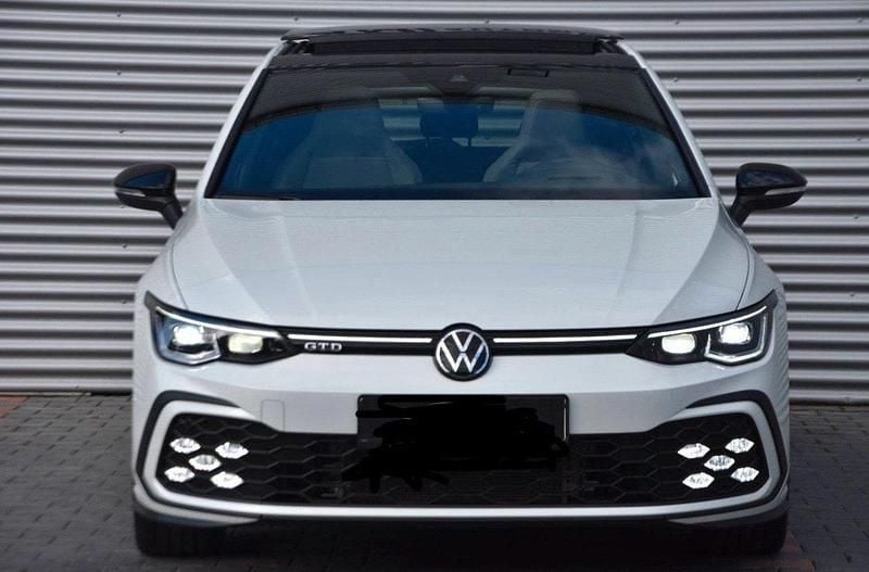 Begagnad 2023 VW Golf VIII GTD Halvkombi | 399 999 kr - Bild 1/4